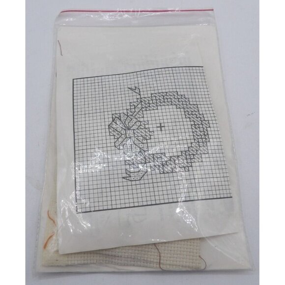 Set of 4 Mini Cross Stitch Kits- Cactus, Christmas Tree, Wreath & Butterfly - Picture 7 of 9